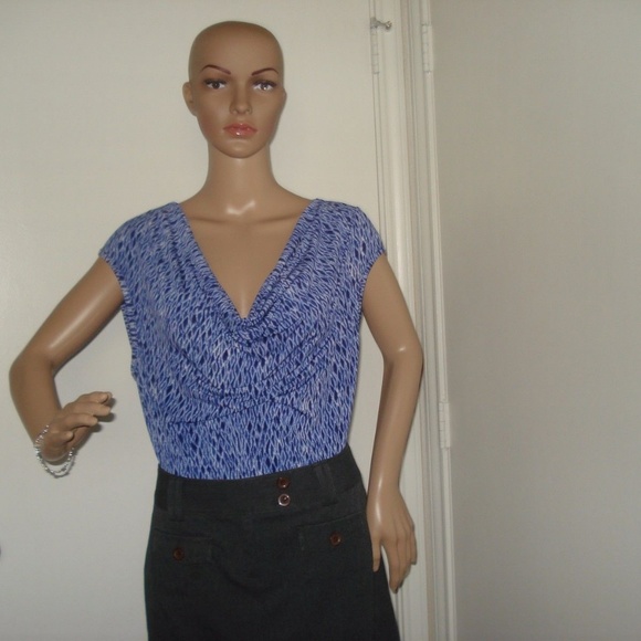 MICHAEL Michael Kors Tops - Michael Kors sleeveless blue white draped neckline